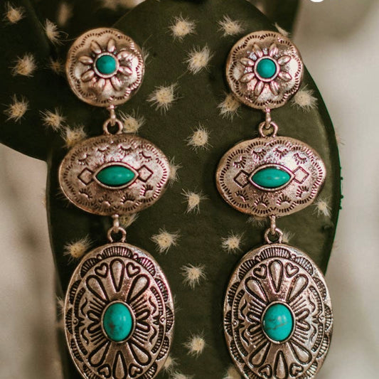 Tres conchos earrings